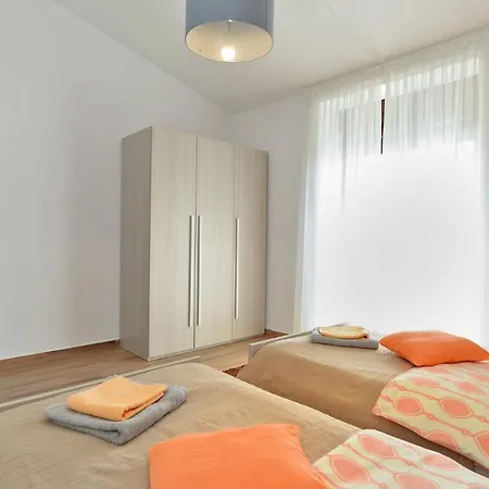 House Roberto 1384